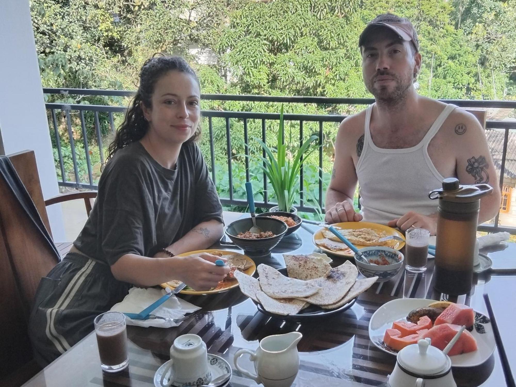 Kelum Homestay Kandy Bagian luar foto