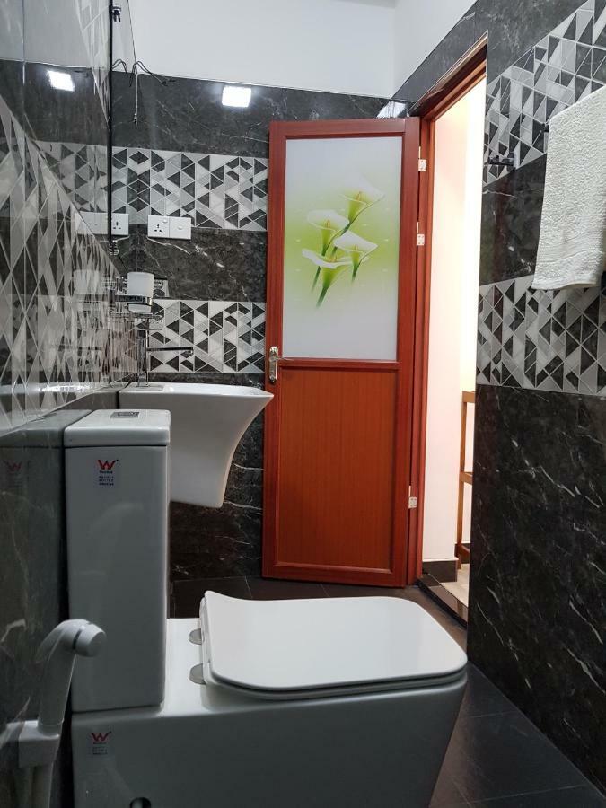 Kelum Homestay Kandy Bagian luar foto